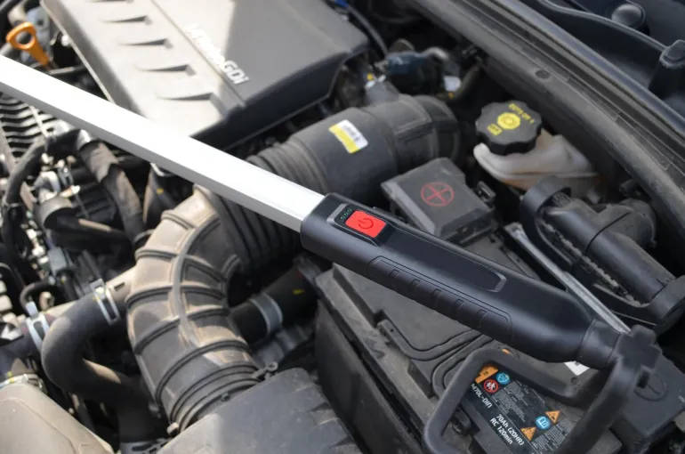 AWTOOLS BLACK LINE LAMPA KOMORY SILNIKA LIGHTBAR SMD LED