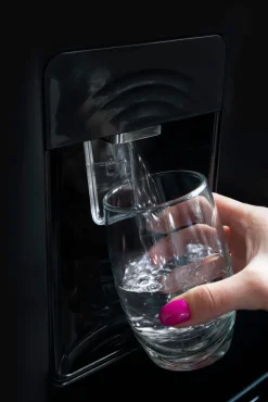 BERG CHŁODZ.-ZAMR. CZW180NBM22 180cm wys, 55 cm szer.