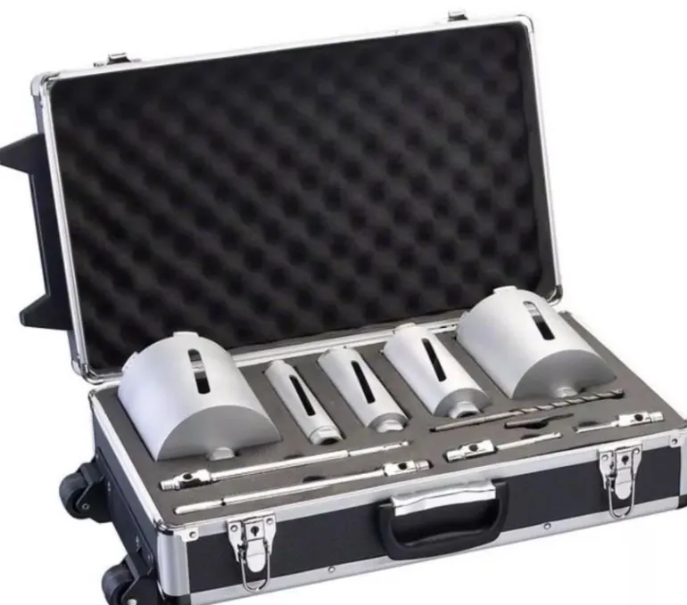 BOSCH ZESTAW KORON DIAMENTOWYCH 5 szt DO PRACY NA SUCHO G 1/2", 38–127 mm