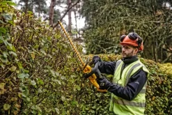 DEWALT NOŻYCE DO ŻYWOPŁOTU 18V DCMHT563N 550mm