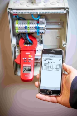 Miernik prądu BENNING CM 9-2 cęgowy z akcesoriami