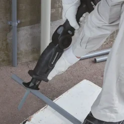 Przegubowa piła szablasta lisica 18V  Panasonic EY47A1X32