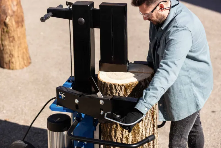 Łuparka do drewna Scheppach Compact 15T 400V