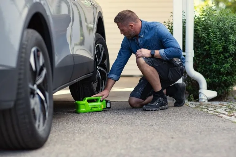 24V podnośnik samochodowy G24JACK