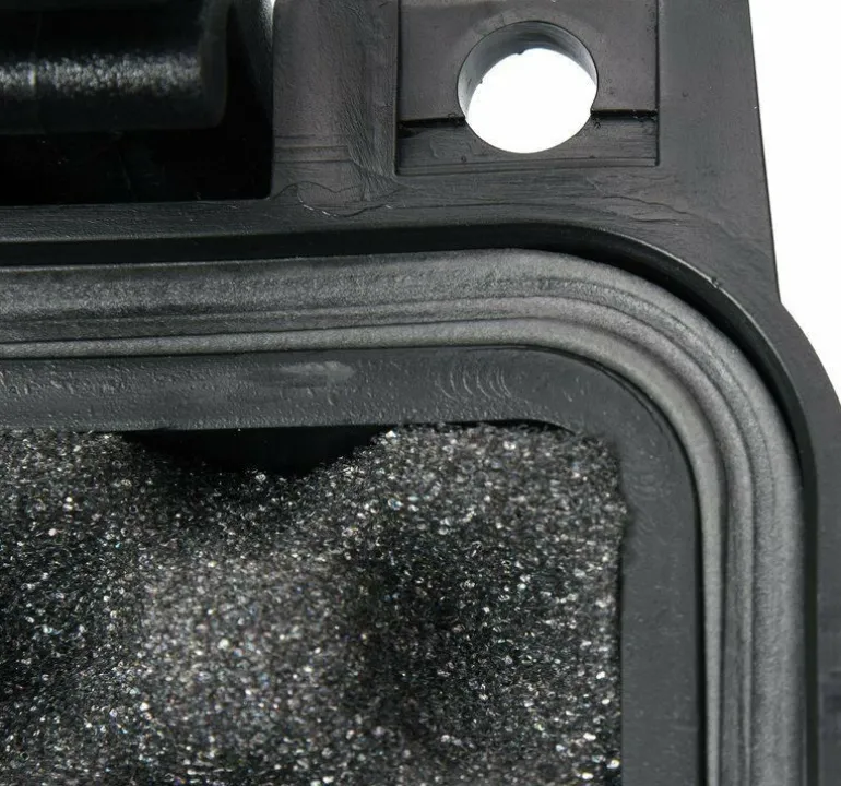 YATO SKRZYNKA NARZĘDZIOWA HERMETYCZNA NA KÓŁKACH 559 x 351 x 229mm