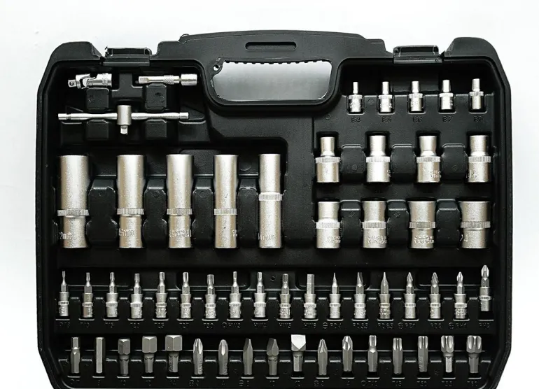 ZESTAW KLUCZY 108el. /SILVER